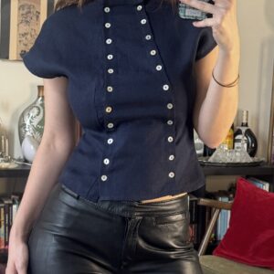 Linen shell-buttoned top